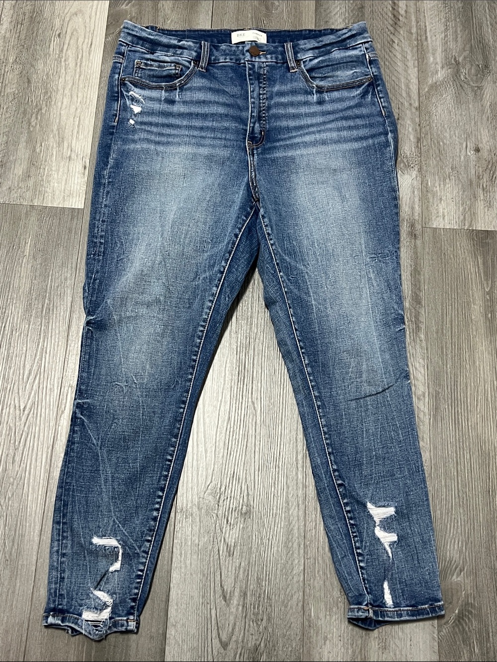 BKE woman’s Parker Universal fit high rise Ankle Skinny jeans/ size 32x27